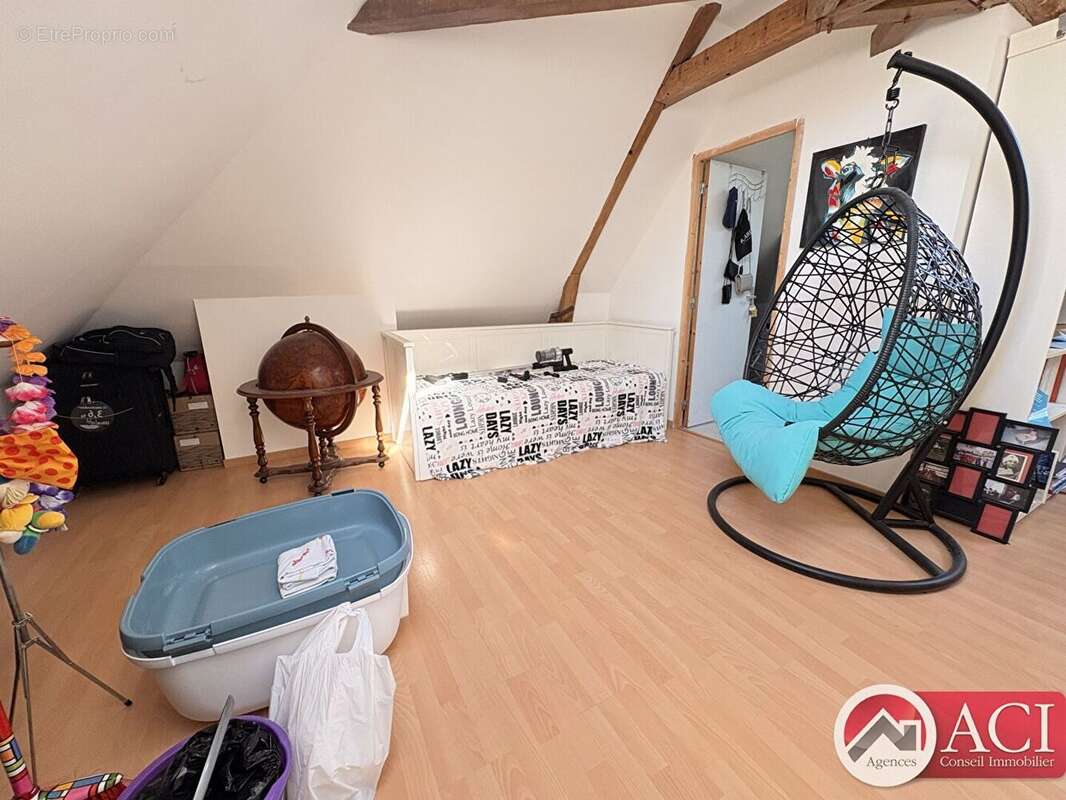 Maison Proche Meru 140m² - photo 8
