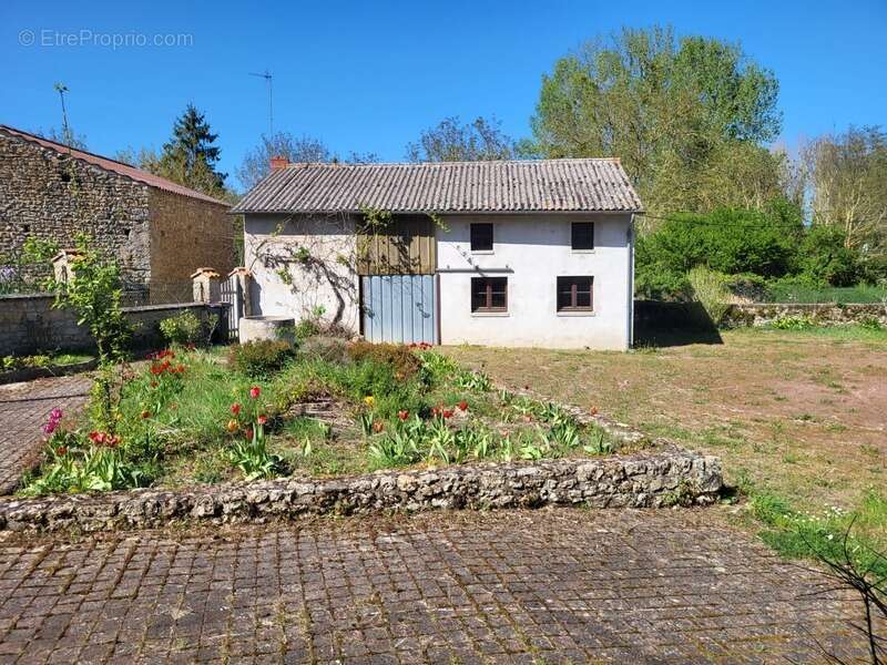 Maison à MONCONTOUR