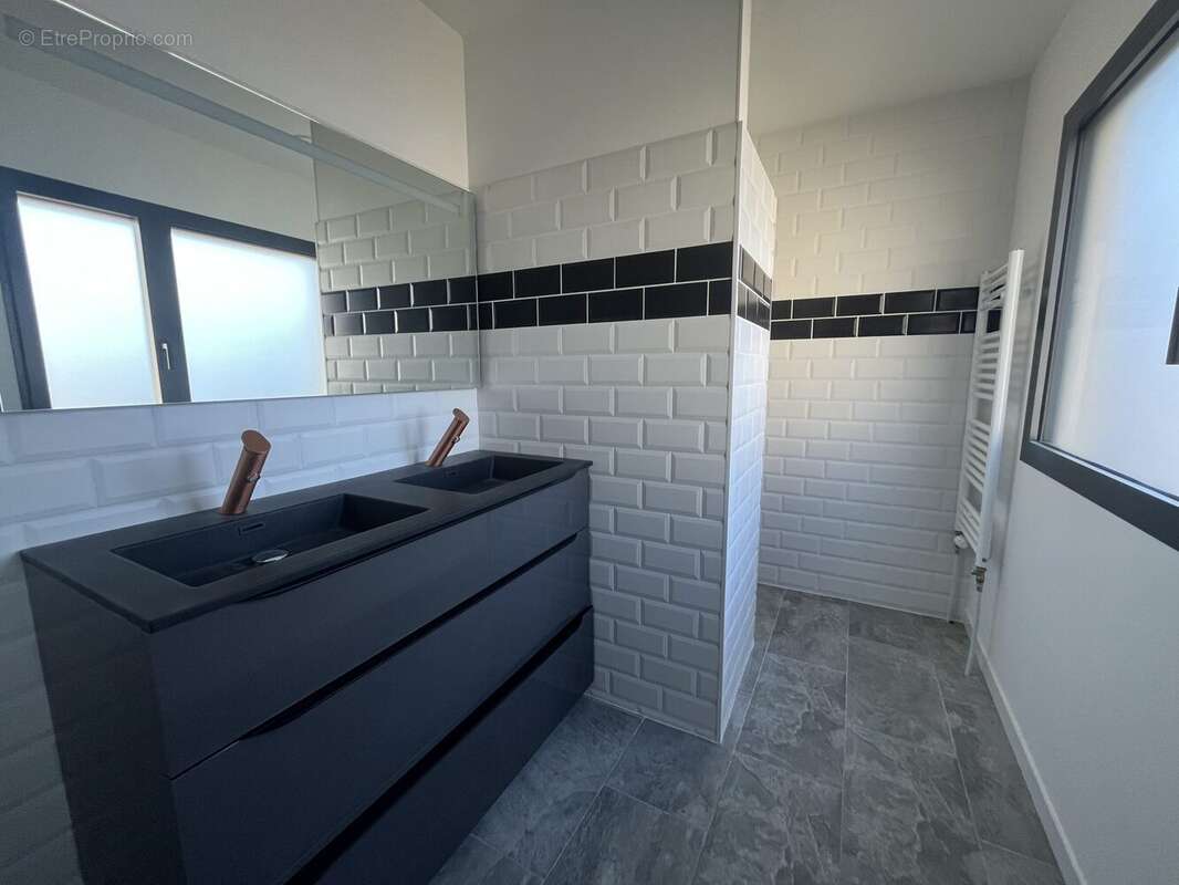 Maison à LA FRETTE-SUR-SEINE