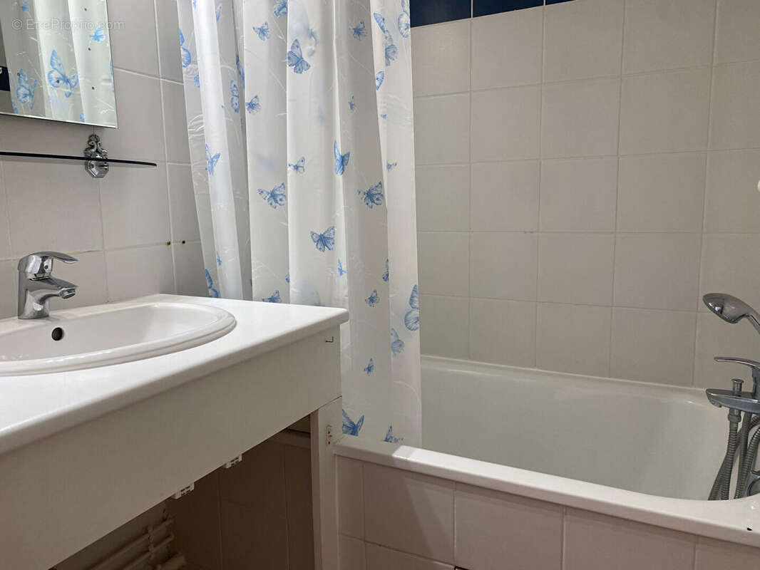 Appartement à VAUX-SUR-MER