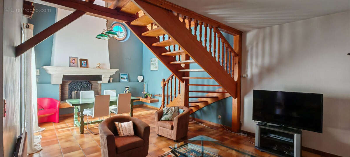 Maison à HAUTVILLERS