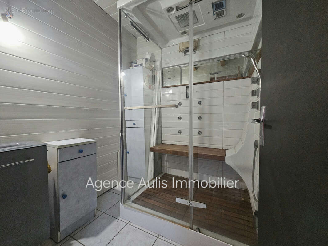 Grande Maison Familiale 4 chambres sur les Hauts de Saint Pierre La Mer - photo 3