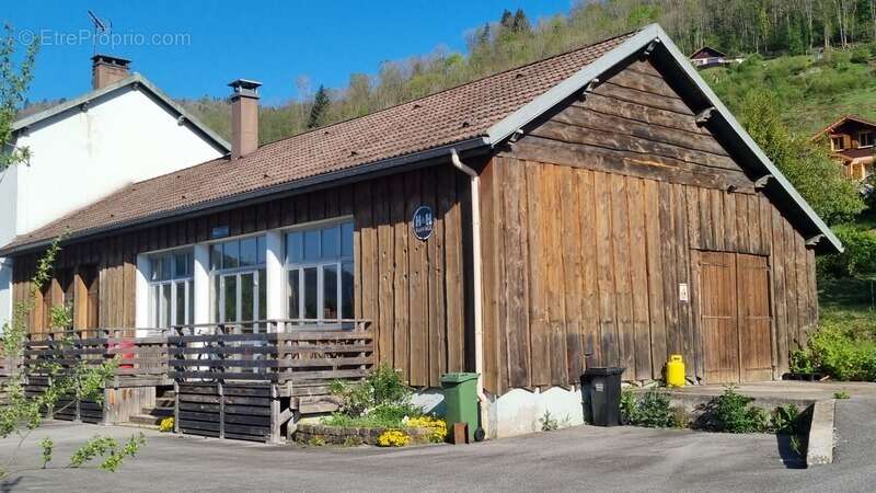 Maison à LA BRESSE