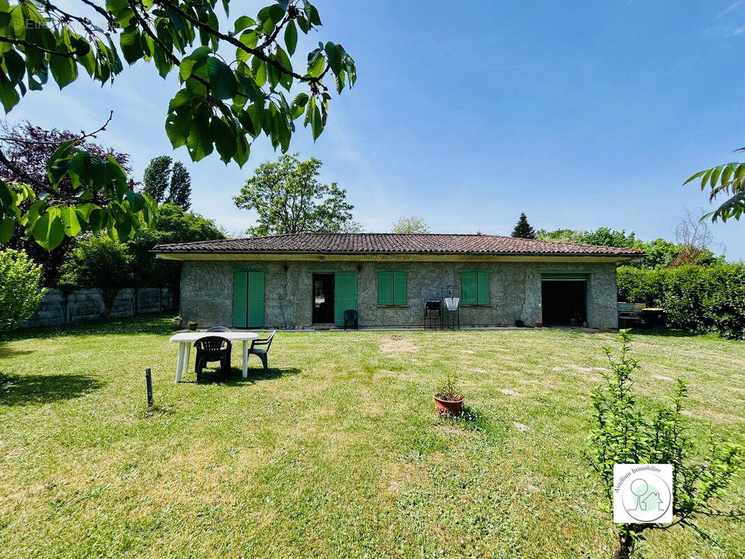 Maison à PEUJARD