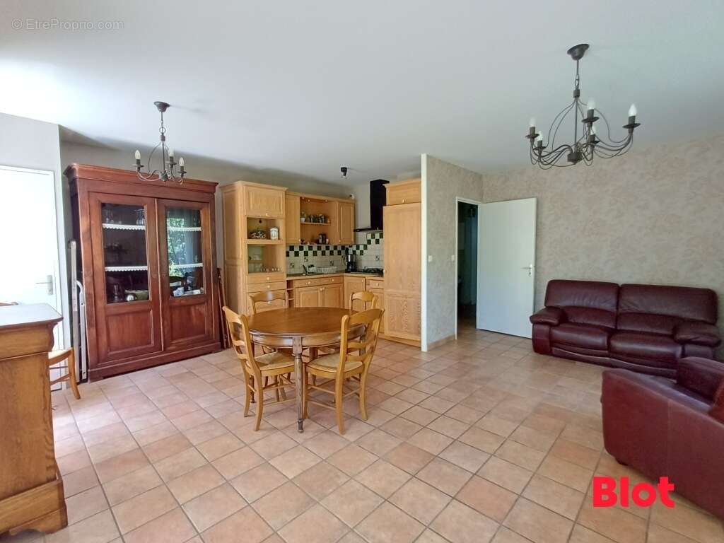 Appartement à CHATEAUBOURG