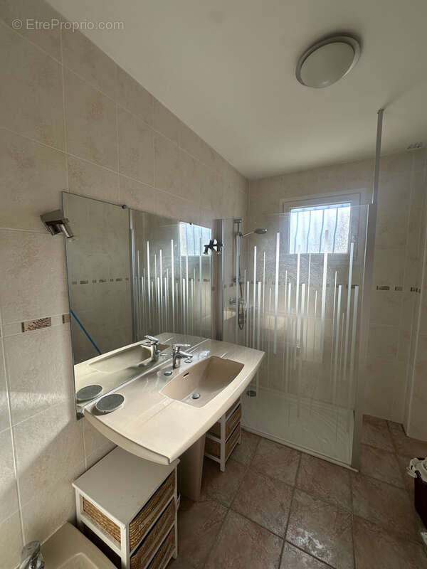 Maison à COURCELLES-SUR-SEINE