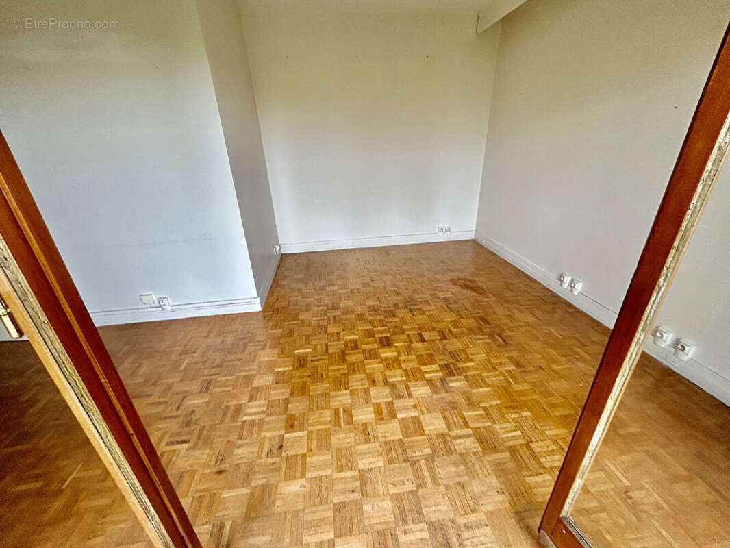 Appartement à NOGENT-SUR-MARNE