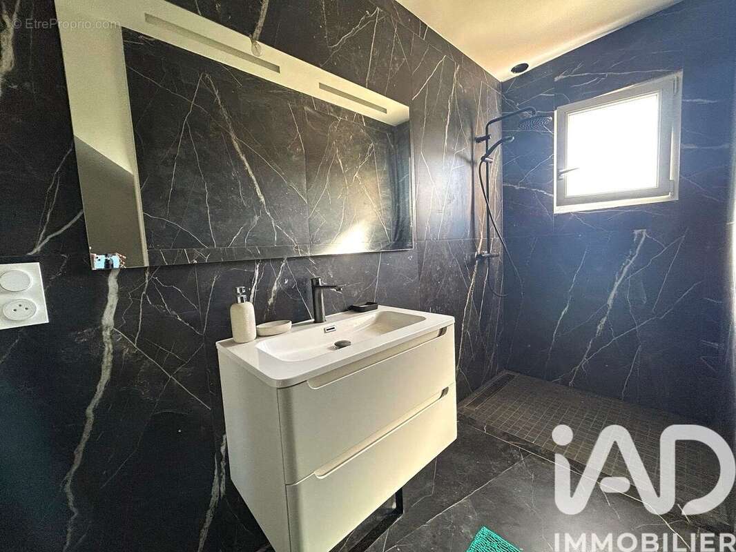Maison 120 m² à Arradon  - photo 9