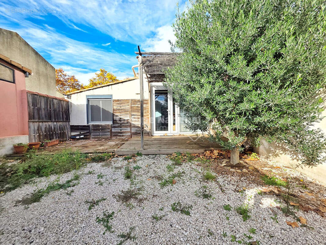 Maison à SAINT-MARTIN-DE-CRAU