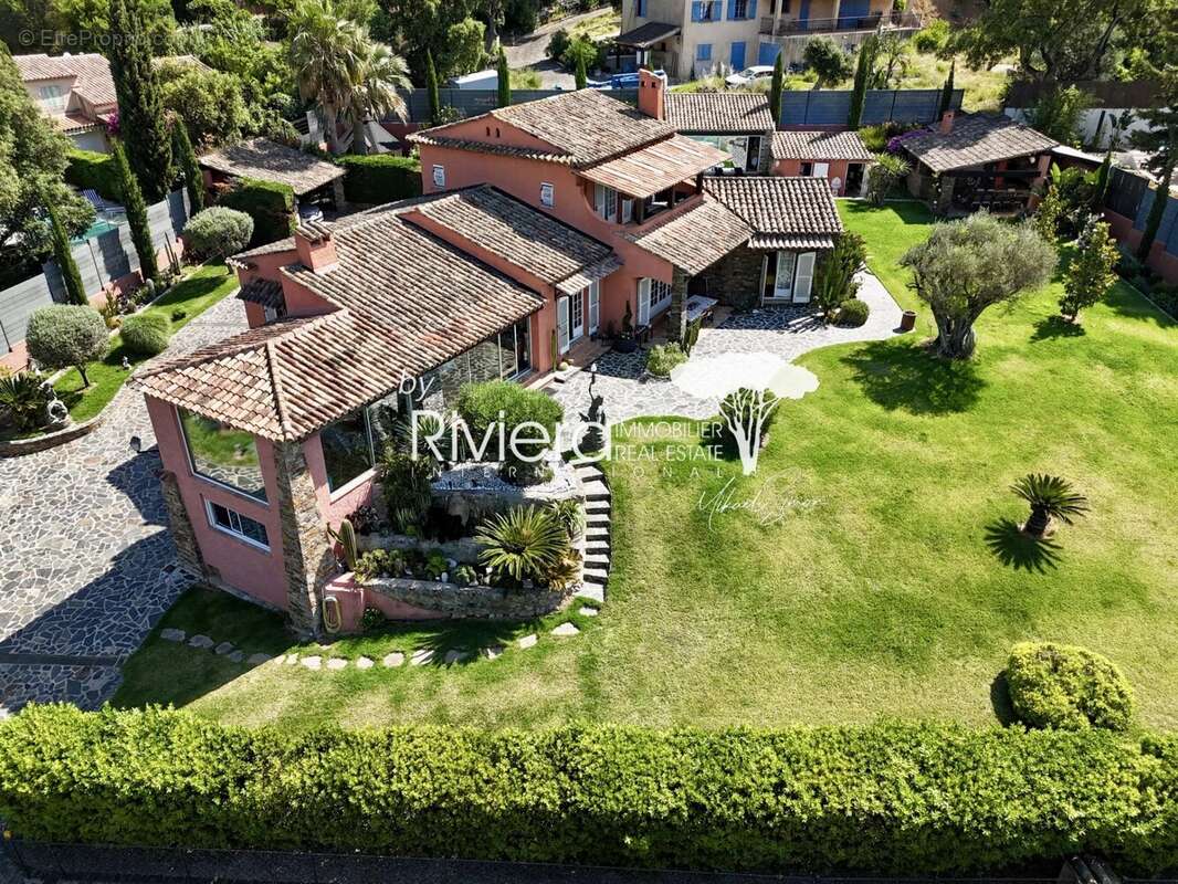 Maison à CAVALAIRE-SUR-MER