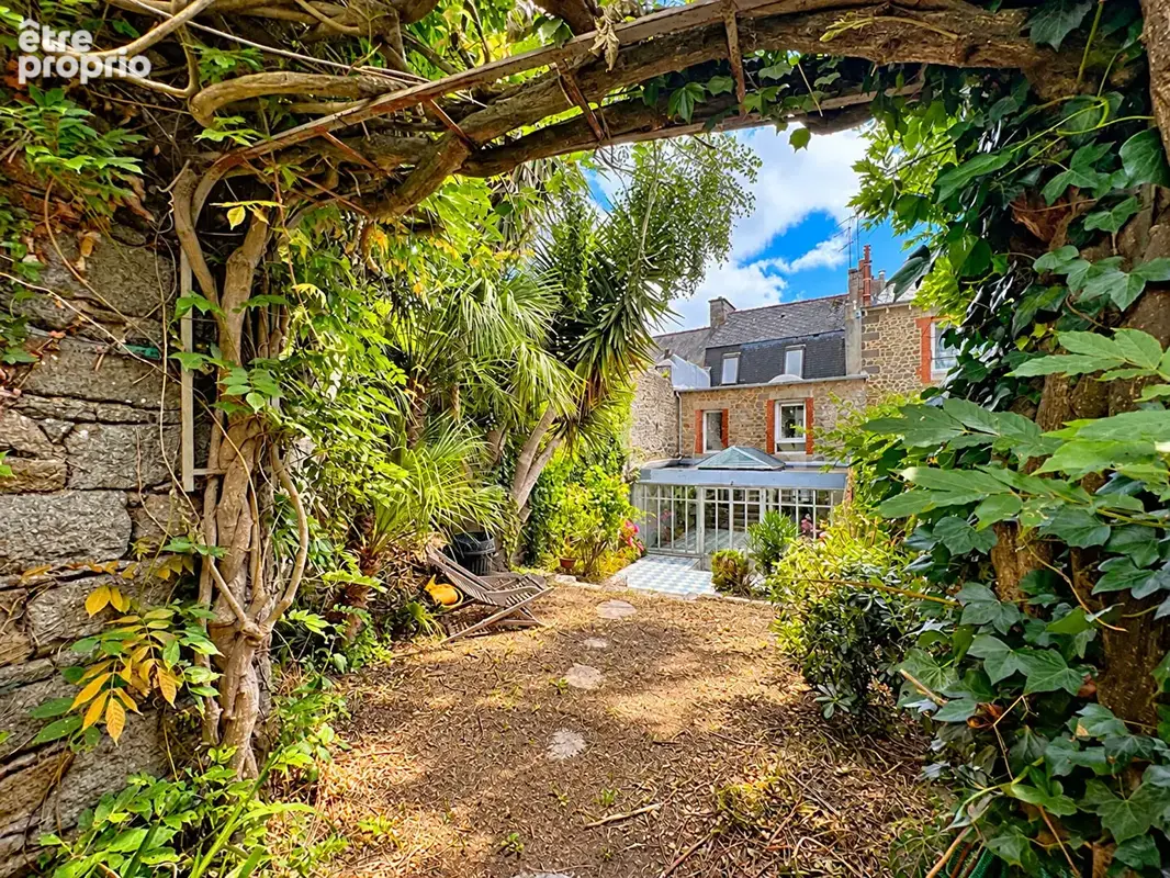 Maison de ville avec terrasse et jardin - photo 2
