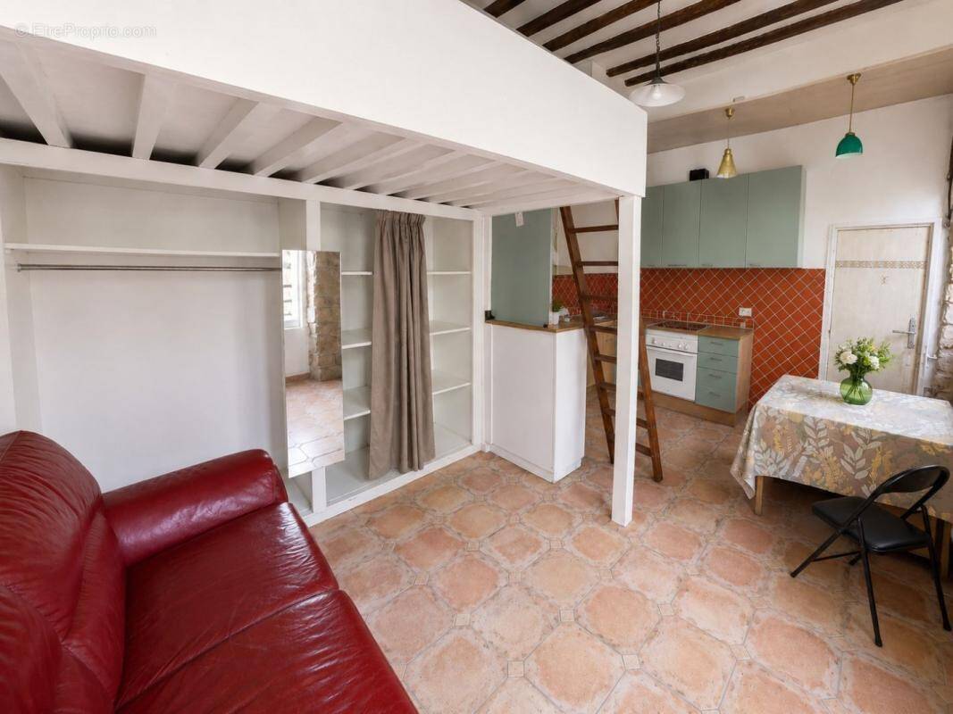 Appartement à PARIS-20E