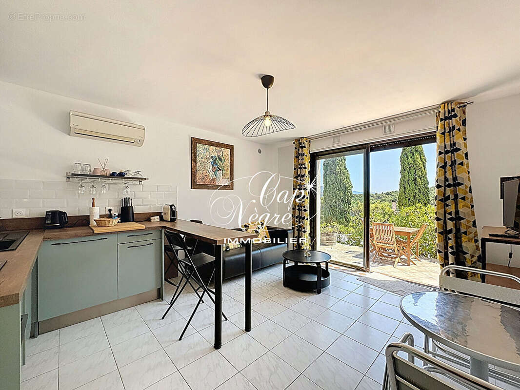 Maison à BORMES-LES-MIMOSAS