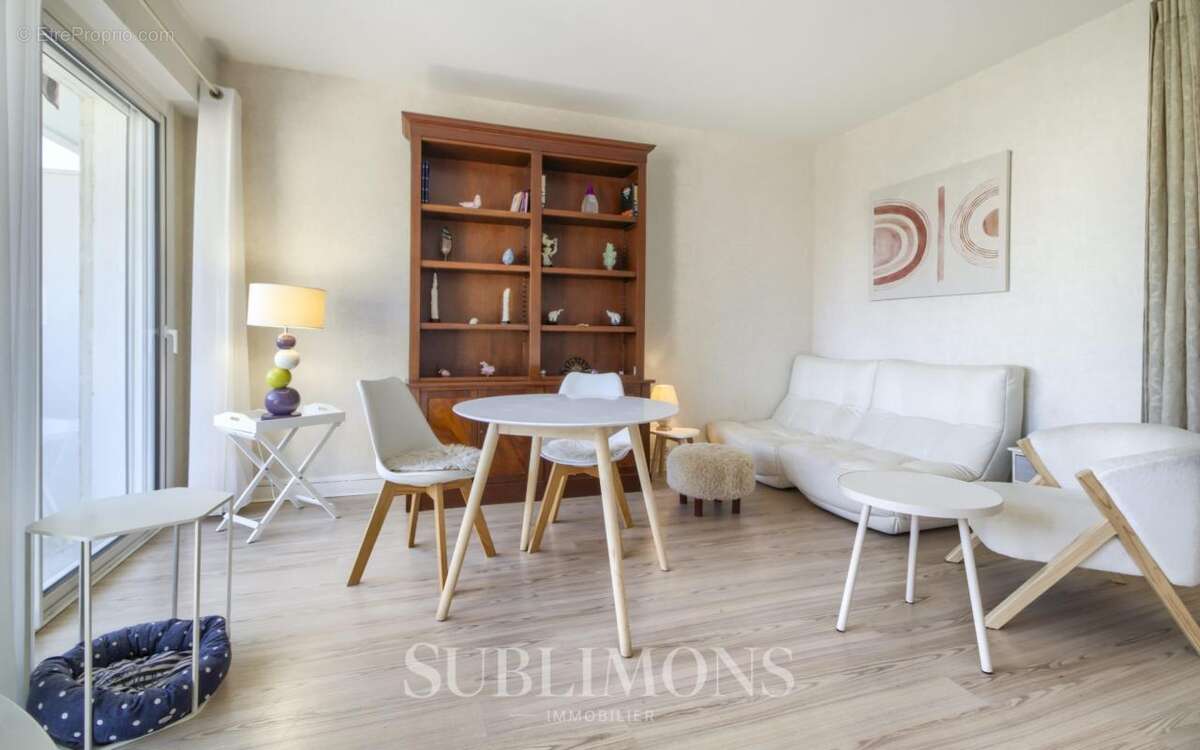 Lumineux T3 de 74 m² avec balcon - 2ème étage - Emplaceme - photo 11
