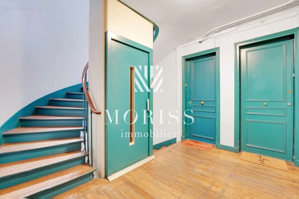 Appartement à PARIS-10E