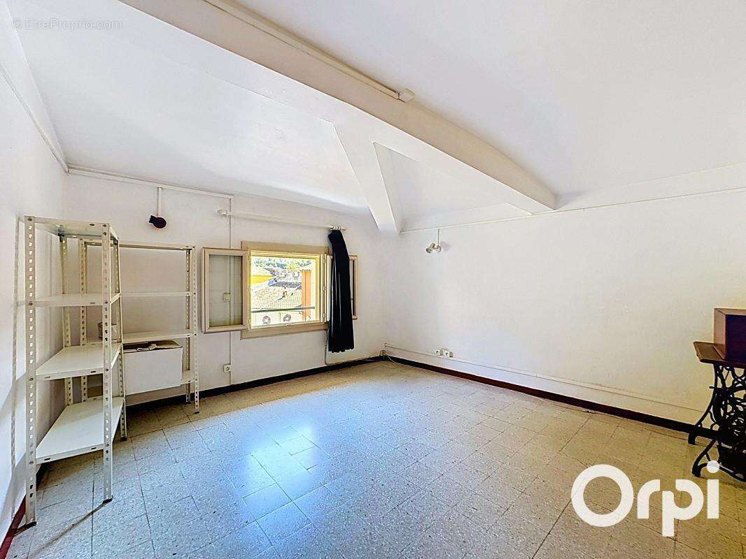 Maison à VILLENEUVE-LOUBET