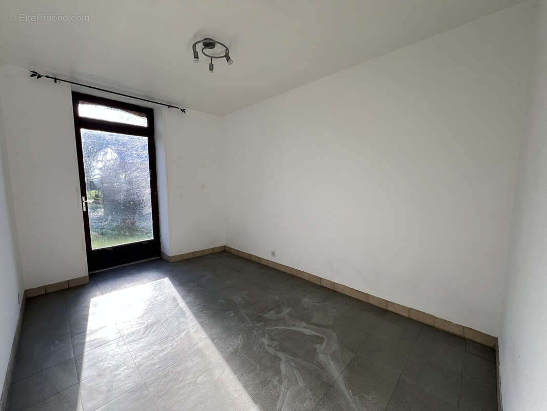 Maison à SAINT-AUBIN-DES-CHATEAUX