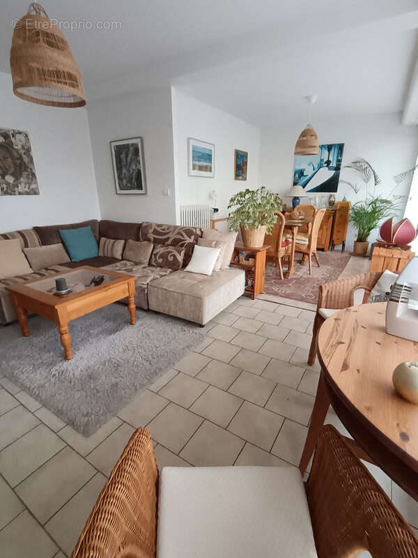 Appartement à HEROUVILLE-SAINT-CLAIR