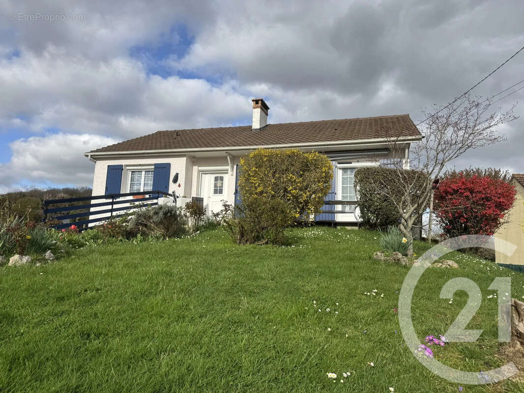 Maison à PREMERY