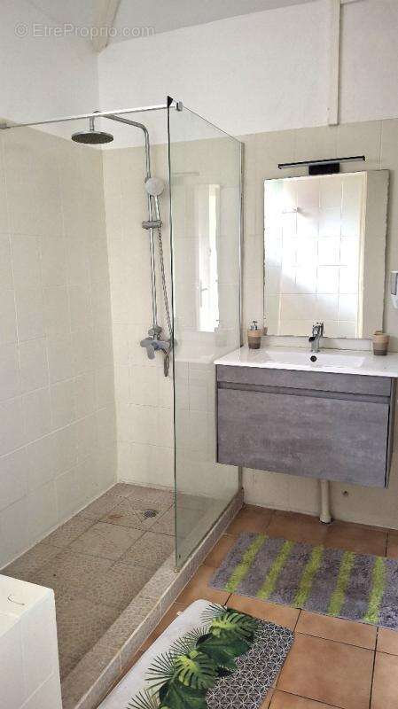 Maison à CAPESTERRE-DE-MARIE-GALANTE