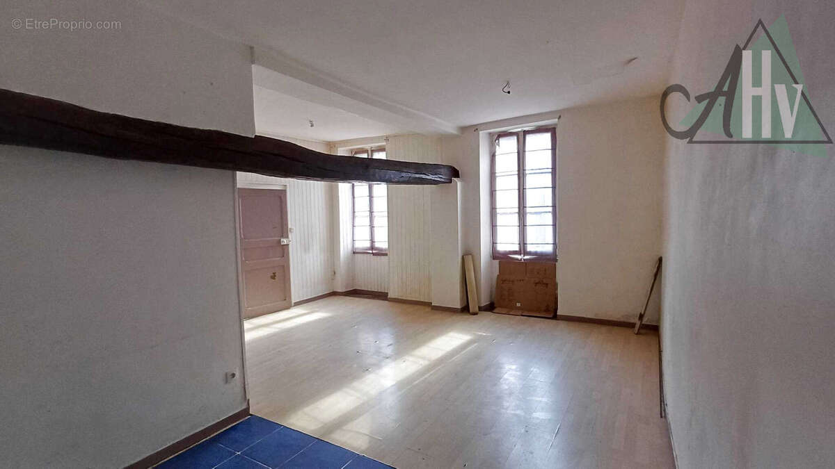 Maison de campagne à rénover proche Bray-sur-Seine - photo 3
