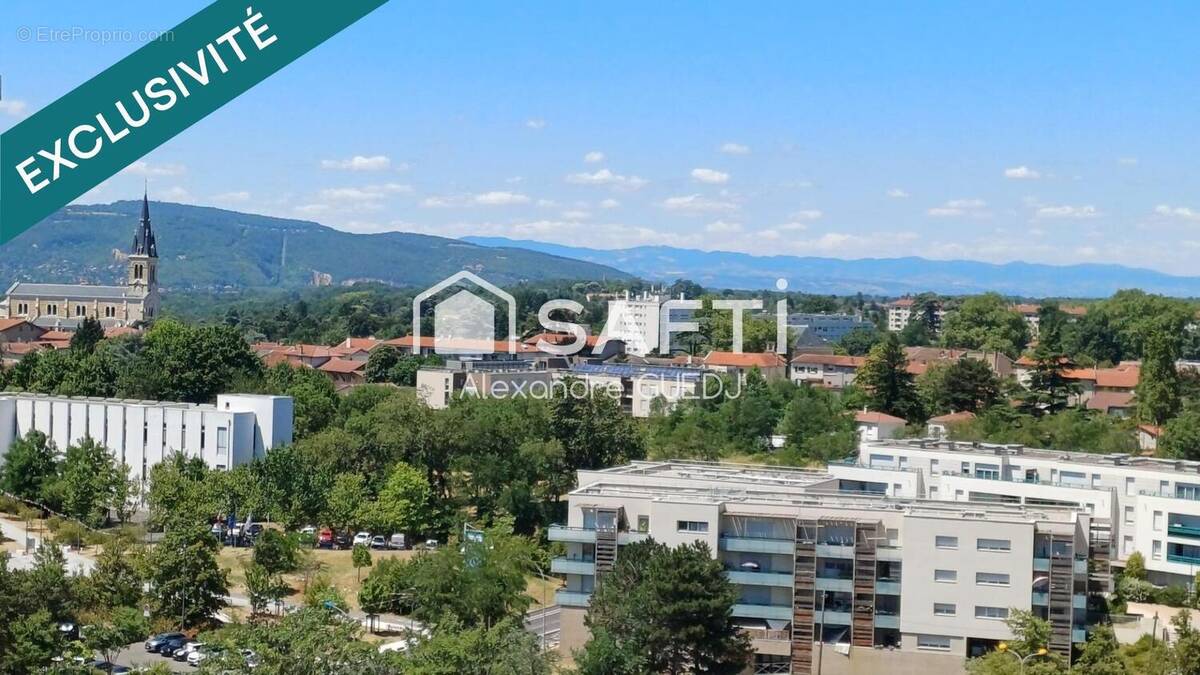 Photo 1 - Appartement à RILLIEUX-LA-PAPE