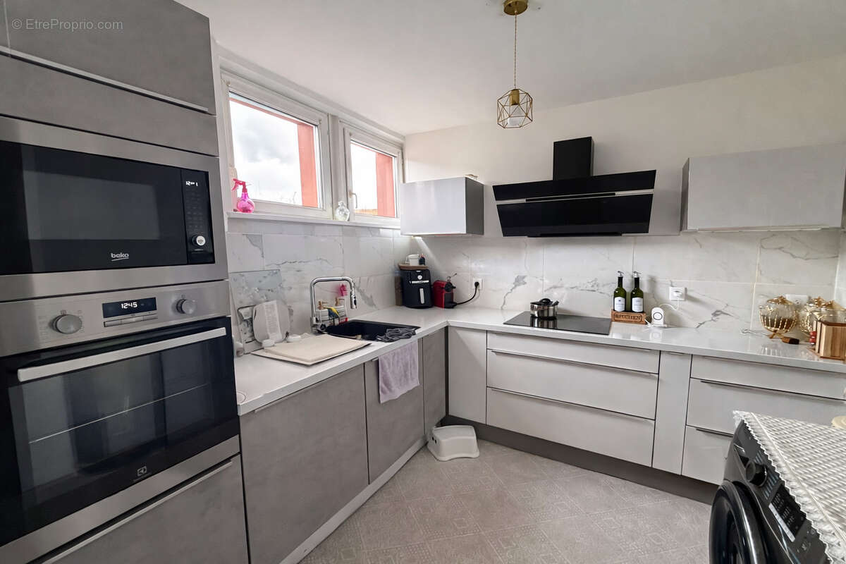 Appartement à SCY-CHAZELLES