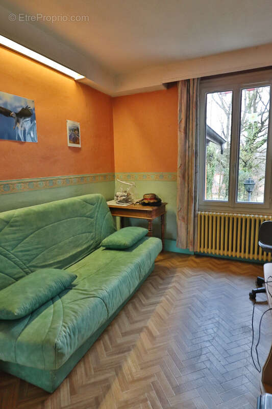 Maison à CHARBONNIERES-LES-BAINS