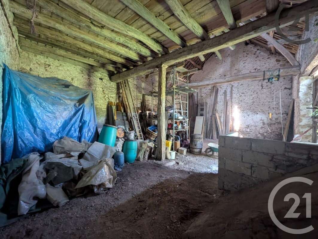 Maison à CHALAUTRE-LA-GRANDE