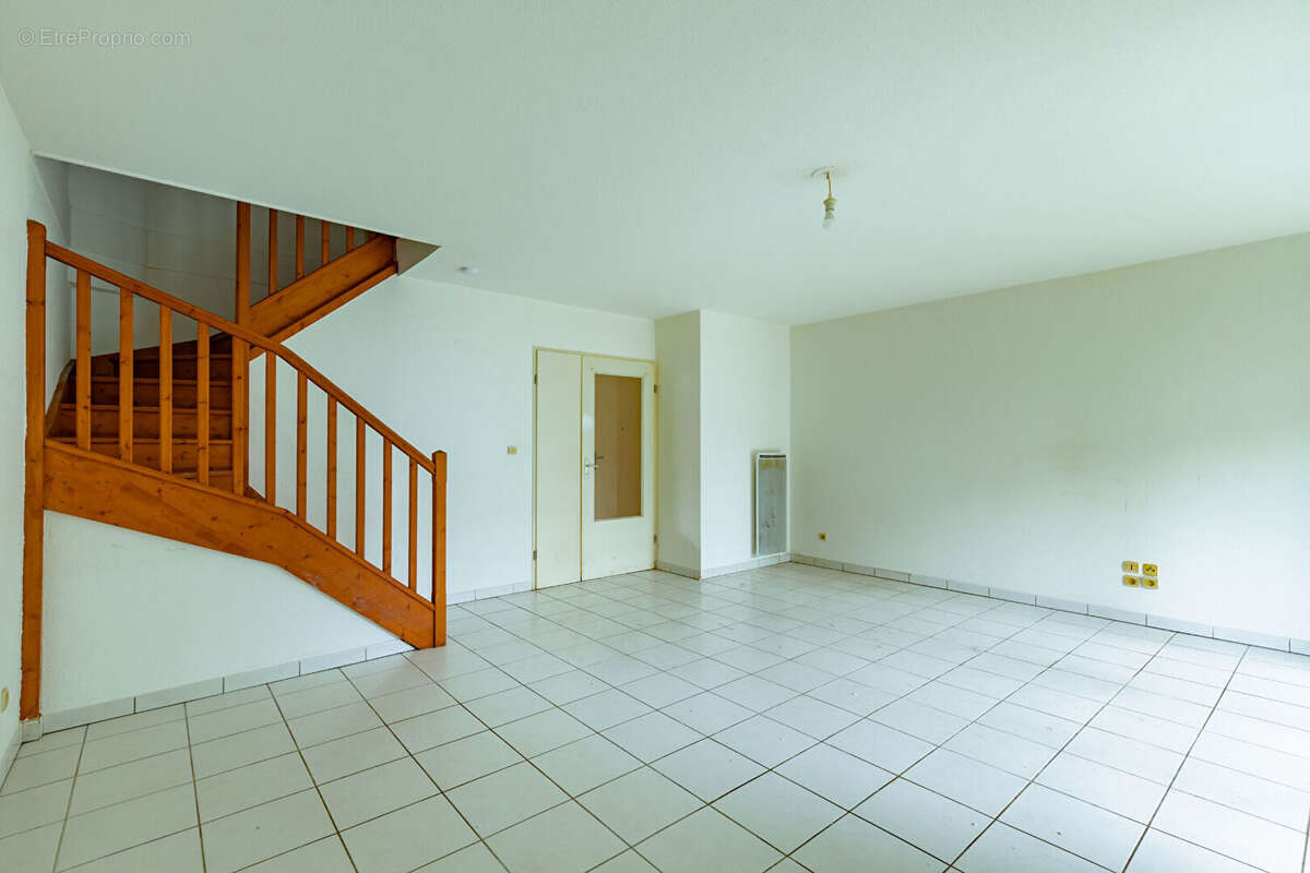 Maison à MAZERES