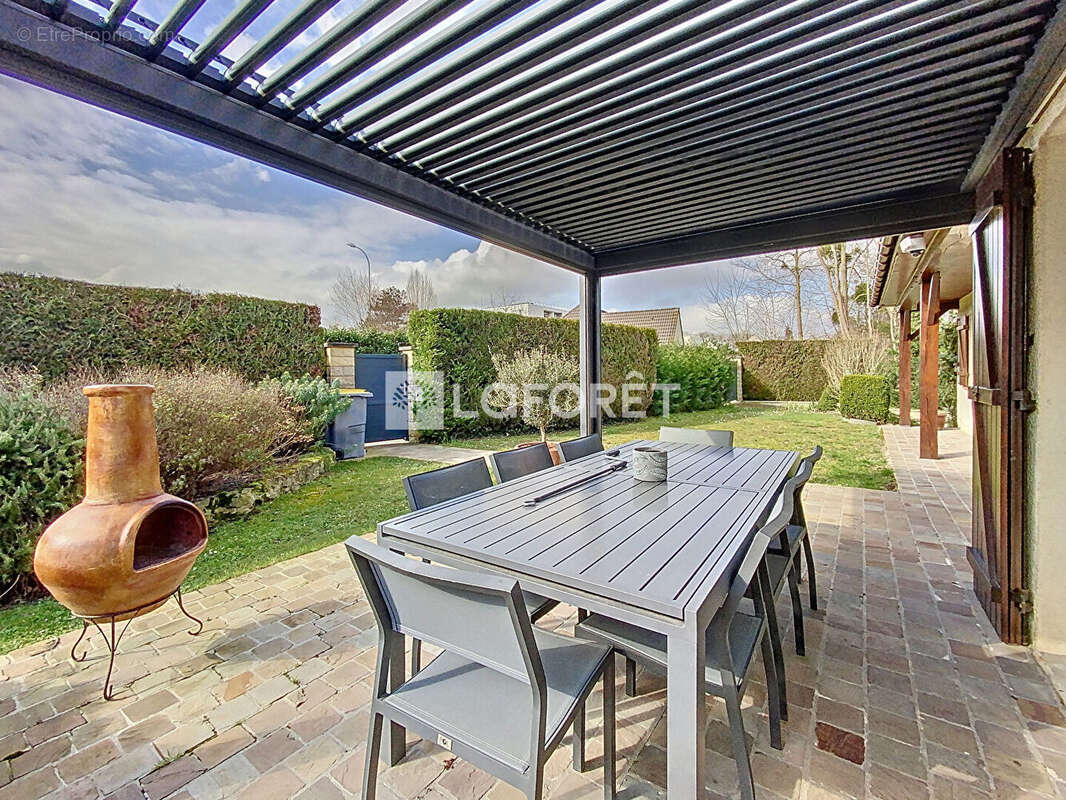 Maison à VERNEUIL-SUR-SEINE