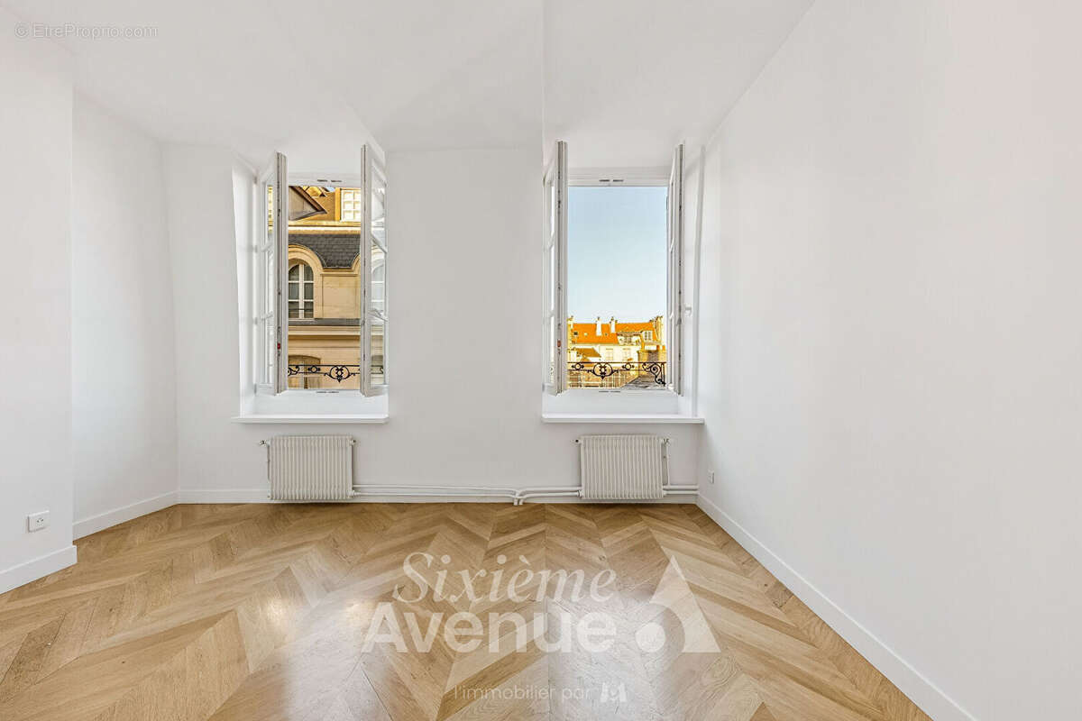 Appartement à PARIS-4E