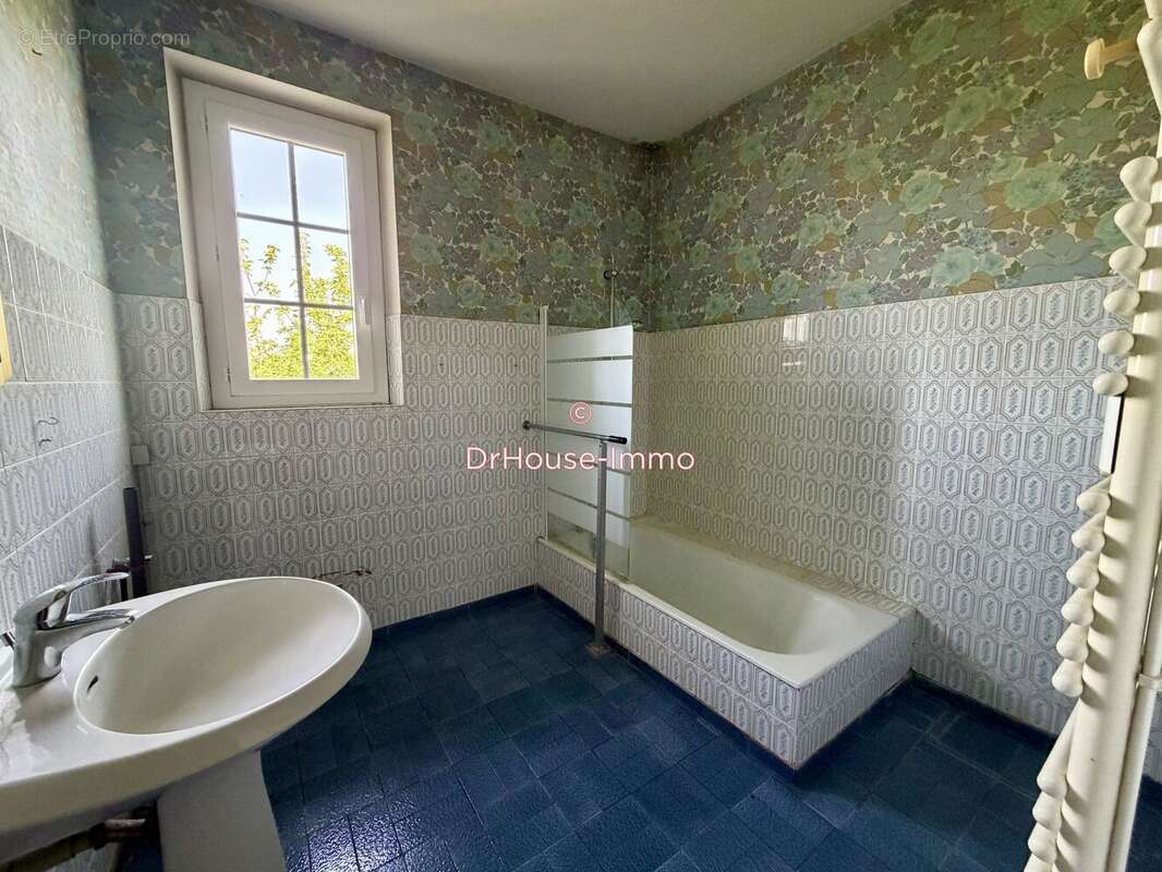 Maison 154 m² à Riberac  - photo 6