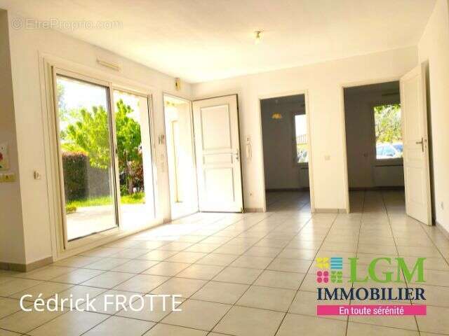 Maison à MONTELIMAR