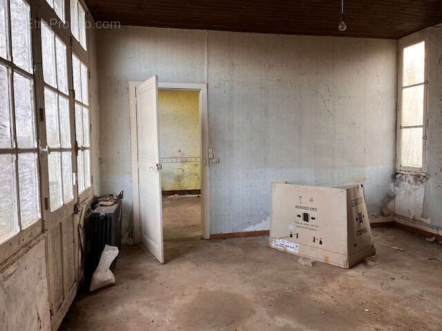 Maison à MONTREUIL-BELLAY