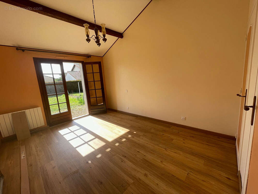 Maison à BUXEROLLES