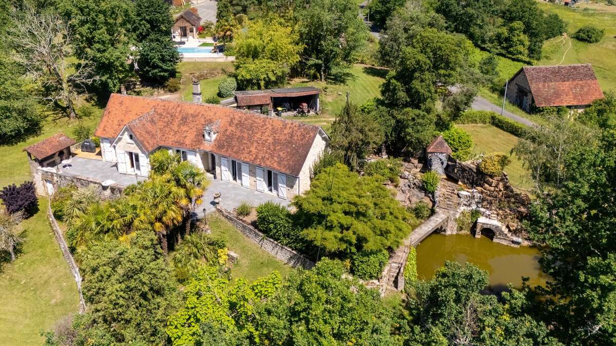 Maison à BEAULIEU-SUR-DORDOGNE