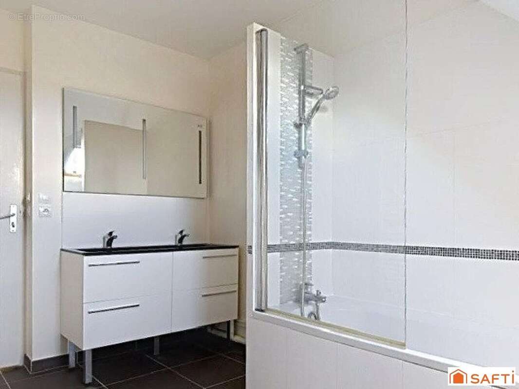 Photo 4 - Maison à SOUVIGNE