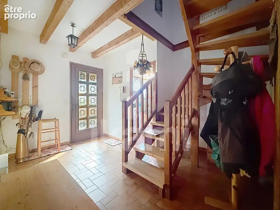 Maison familiale avec 4 chambres et  jardin - photo 5
