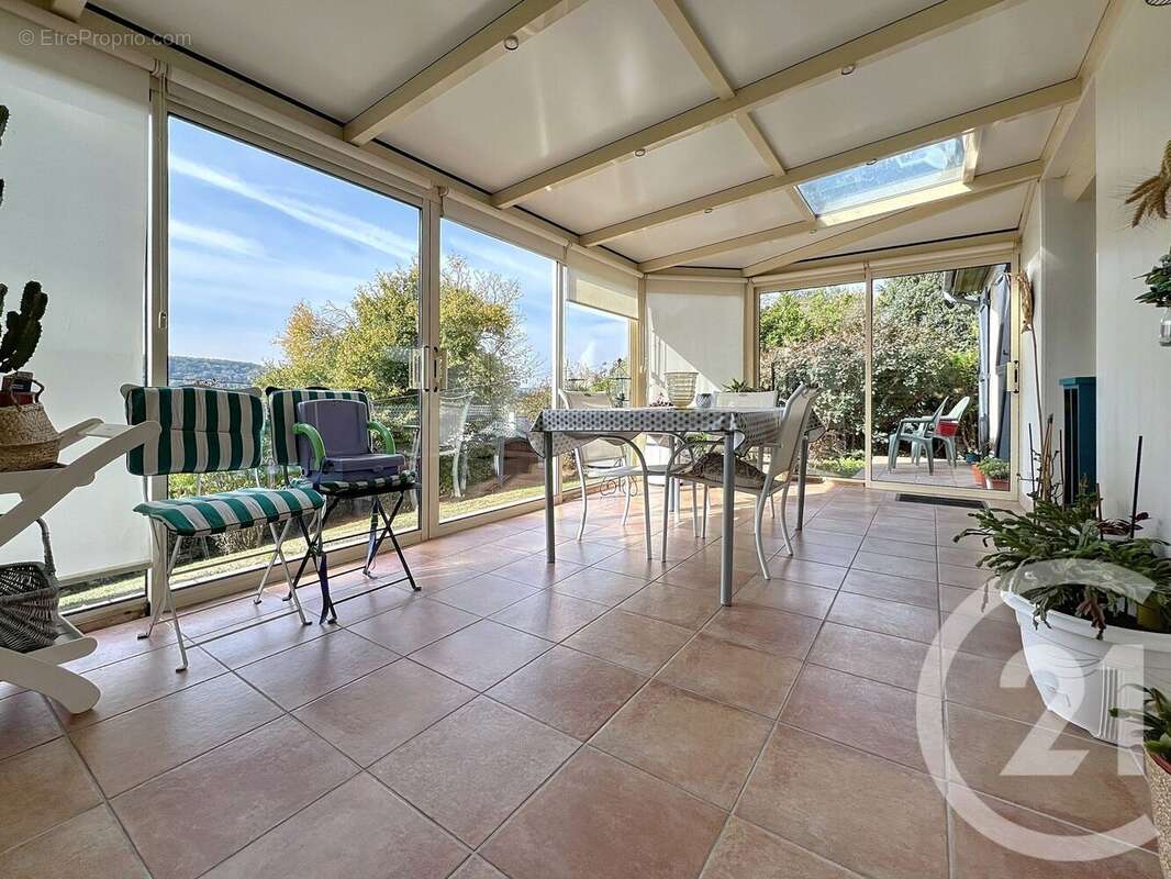 Maison à CORNEVILLE-SUR-RISLE