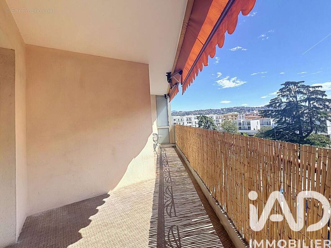 Photo 9 - Appartement à SAINT-LAURENT-DU-VAR