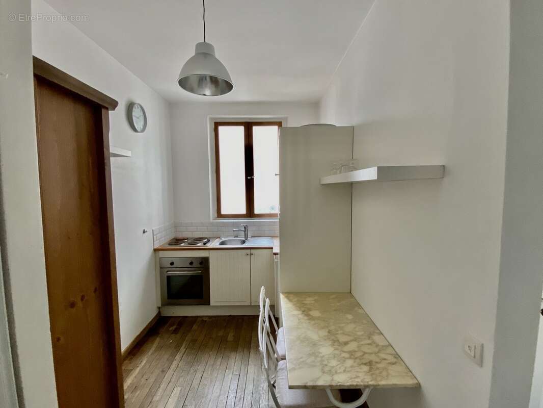 NANTERRE (92) Centre-Ville à vendre Appartement 2 pièces de 42,25 m² - Proche RER - photo 10