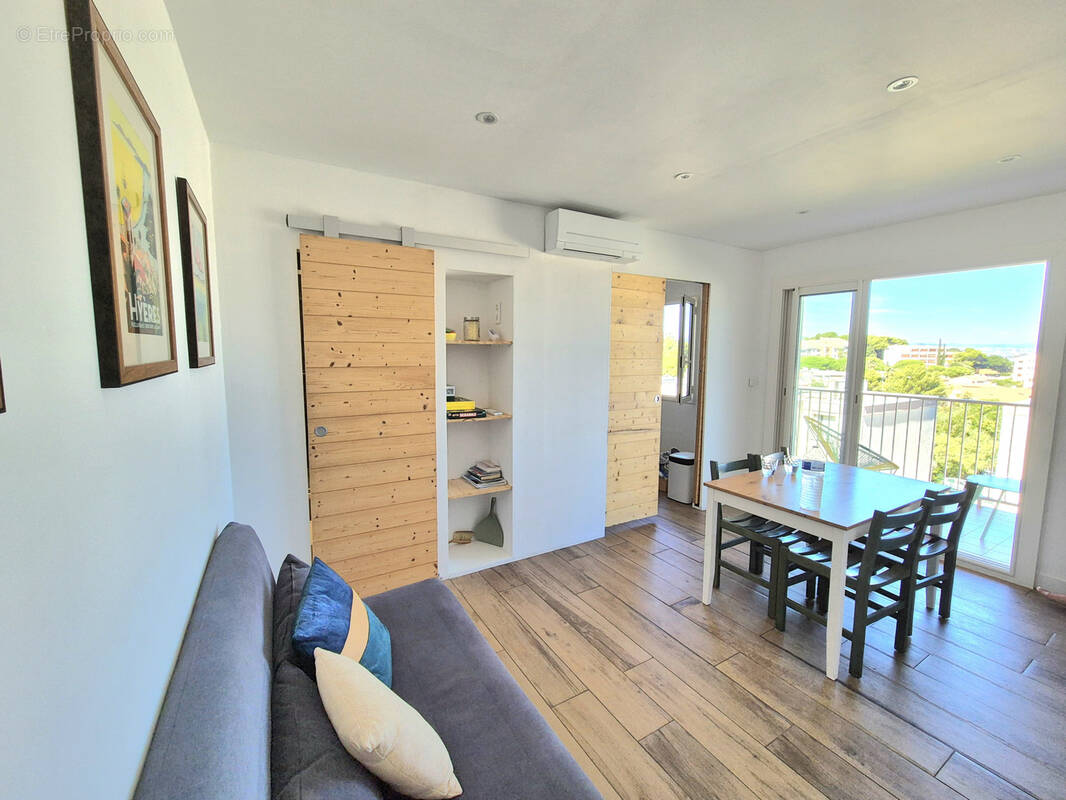 Appartement à HYERES