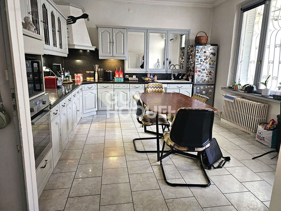 Maison à VILLEURBANNE