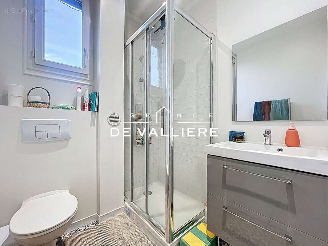 Appartement à NANTERRE