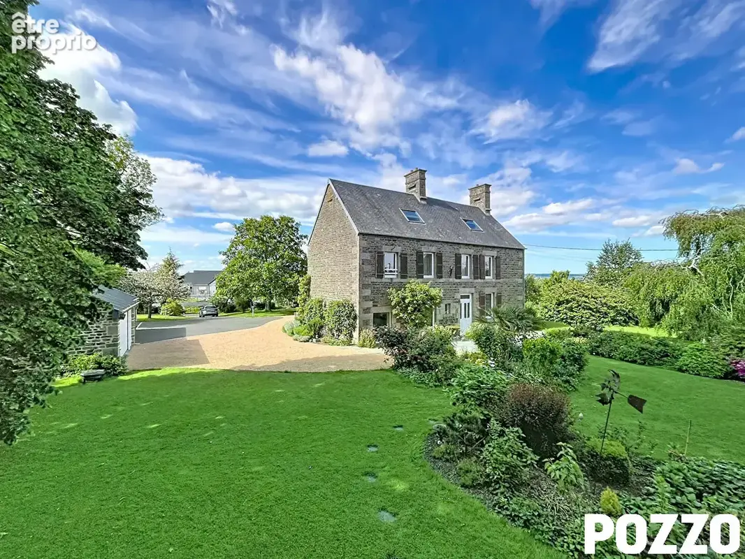 Photo Maison à Le Beny-Bocage au prix de 341 500€