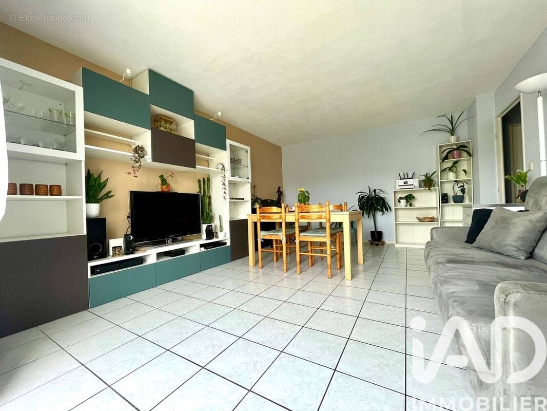 Photo 1 - Appartement à MONTEREAU-FAULT-YONNE