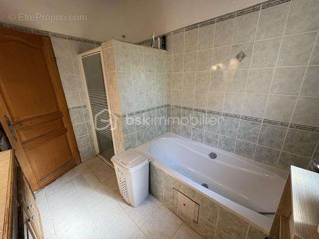 Maison traditionnel 3 chambres, avec piscine - photo 11