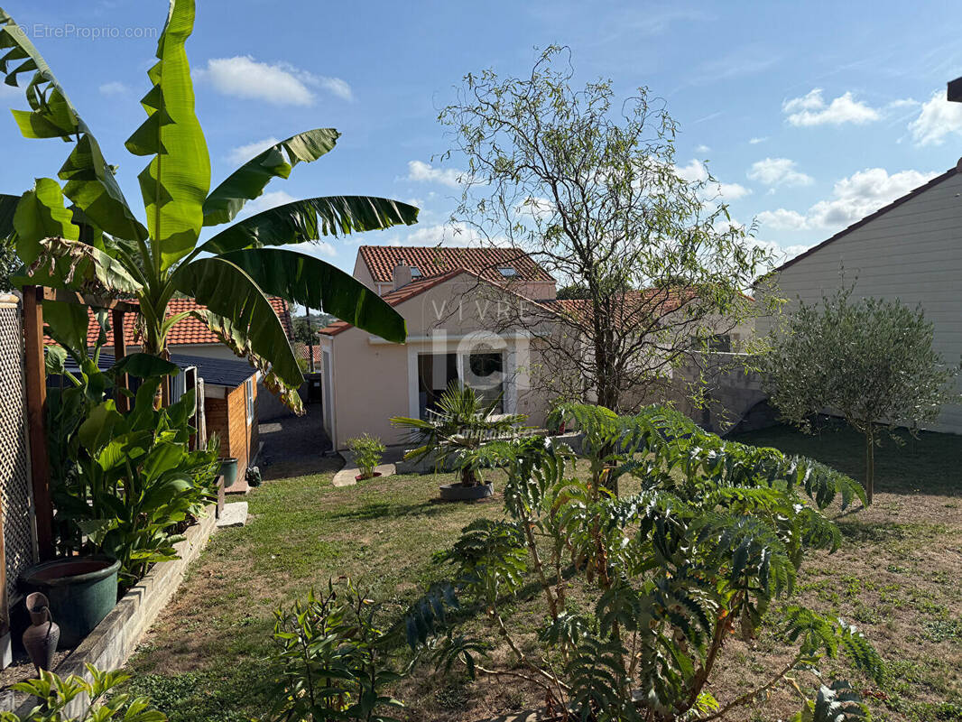 Maison à ROUANS