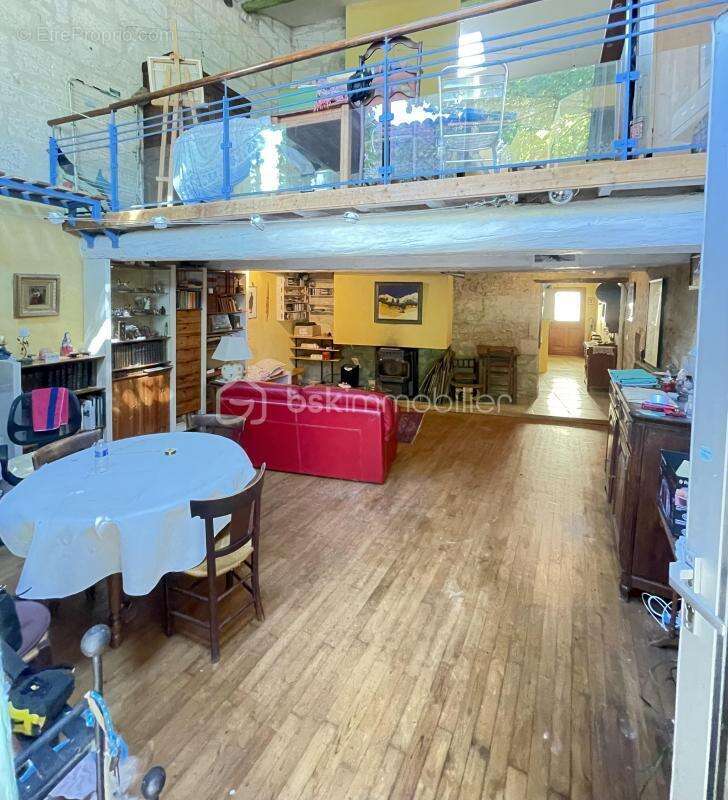 Maison à LUNEL-VIEL